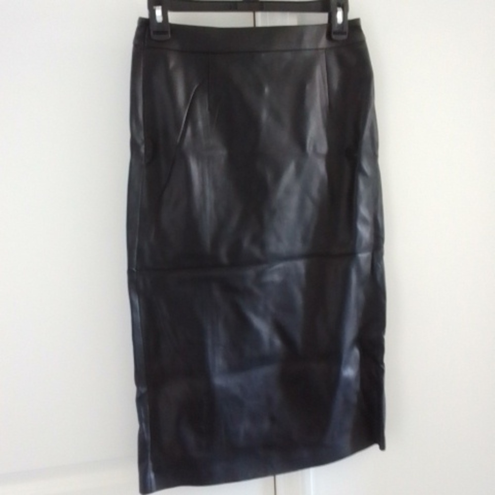 Steve Madden Amarilla Faux-Leather Black Skirt - Picture 4 of 5